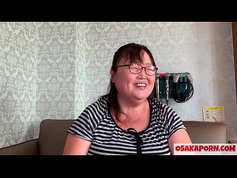 ❤️ Mama japoneză grasă își arată sânii uriași și se bucură de o jucărie sexuală. O mamă asiatică de 51 de ani vorbește despre experiența ei sexuală. Yukiko 1 OSAKAPORN milf grasă. ☑ at us ro.qizpornolar.ru