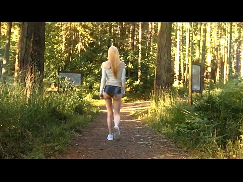 ❤️ O femeie frumoasă se mișcă încet, nu video nud ☑ at us ro.qizpornolar.ru